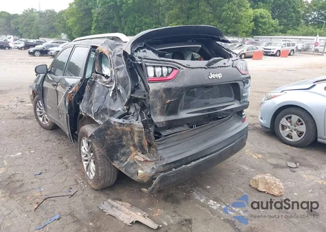 2019 Jeep Cherokee Latitude Plus Fwd z USA, uszkodzony, nr VIN 1C4PJLLB7KD482634